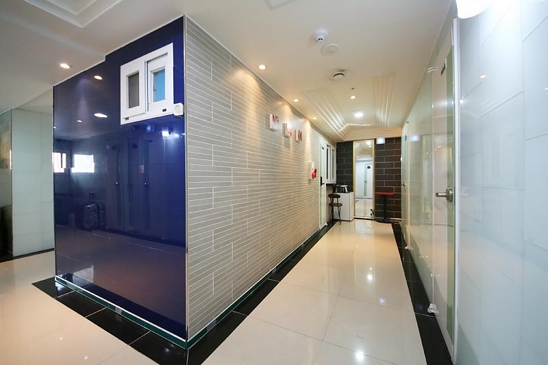 스프링클러, 소화기, 화재감지기, CCTV